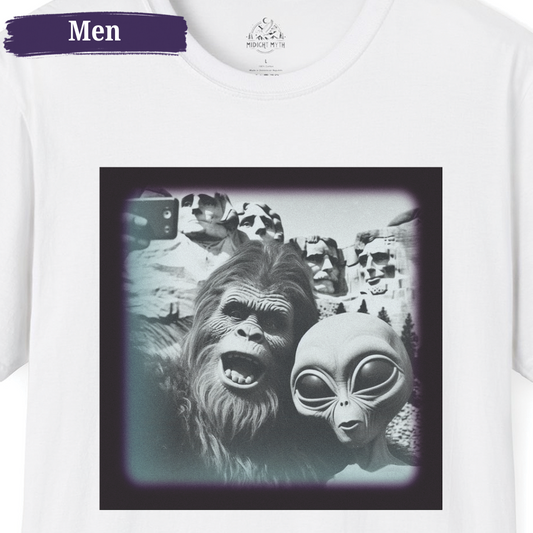 Mount Rushmore National Park Alien Bigfoot Men's Tee