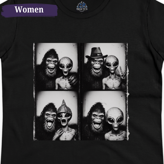 Vintage Photo Booth Alien Bigfoot T Shirt Women's